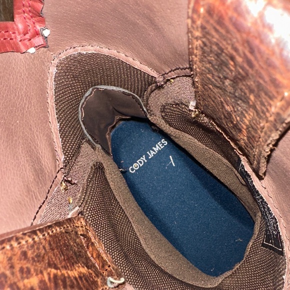 Cody James  Brown and Red Western Boots - Picture 2 of 6